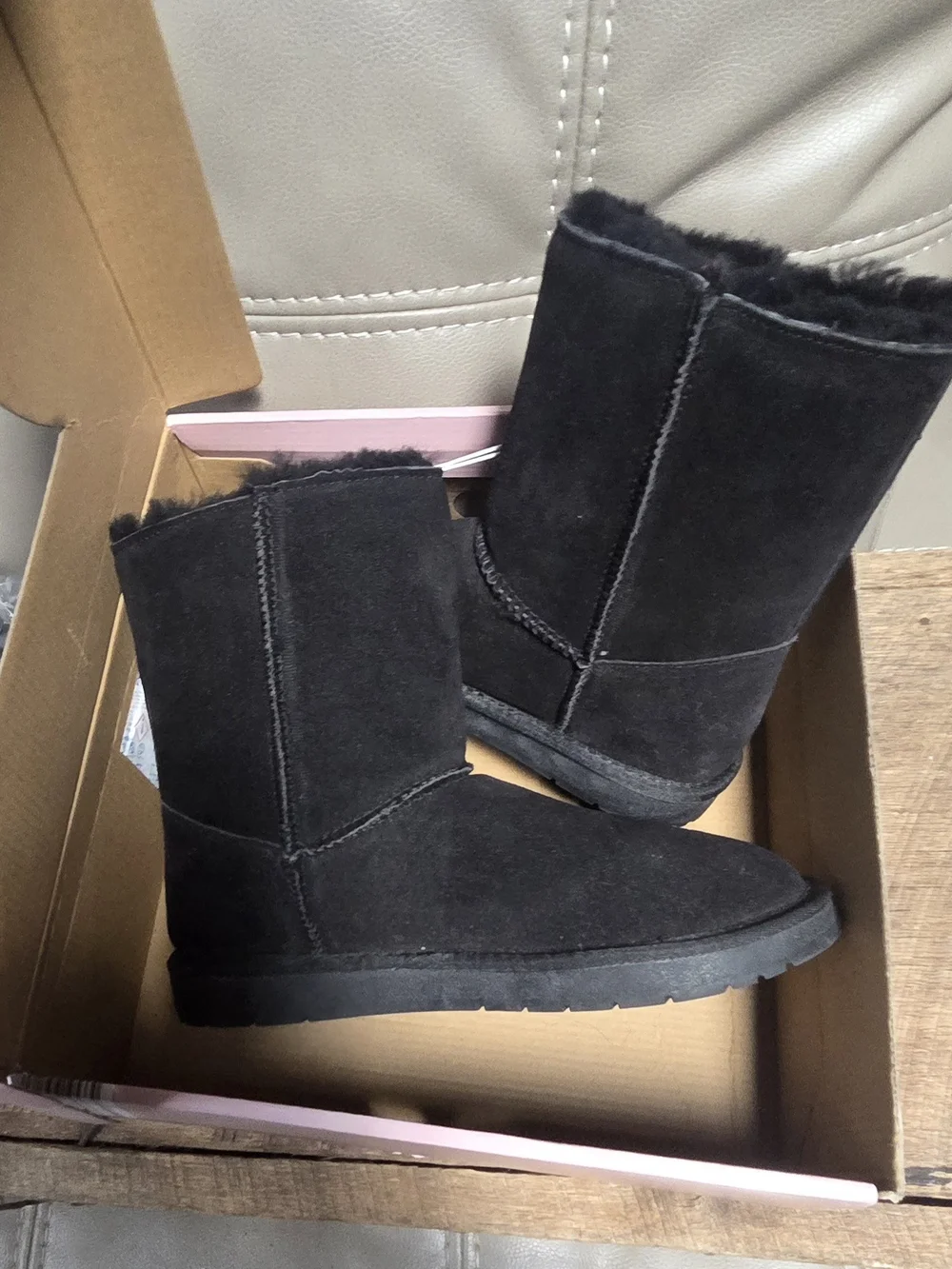 NIB Serra Black Suede Fur-Trim Winter Boots Sz 7 ~ Bin TT